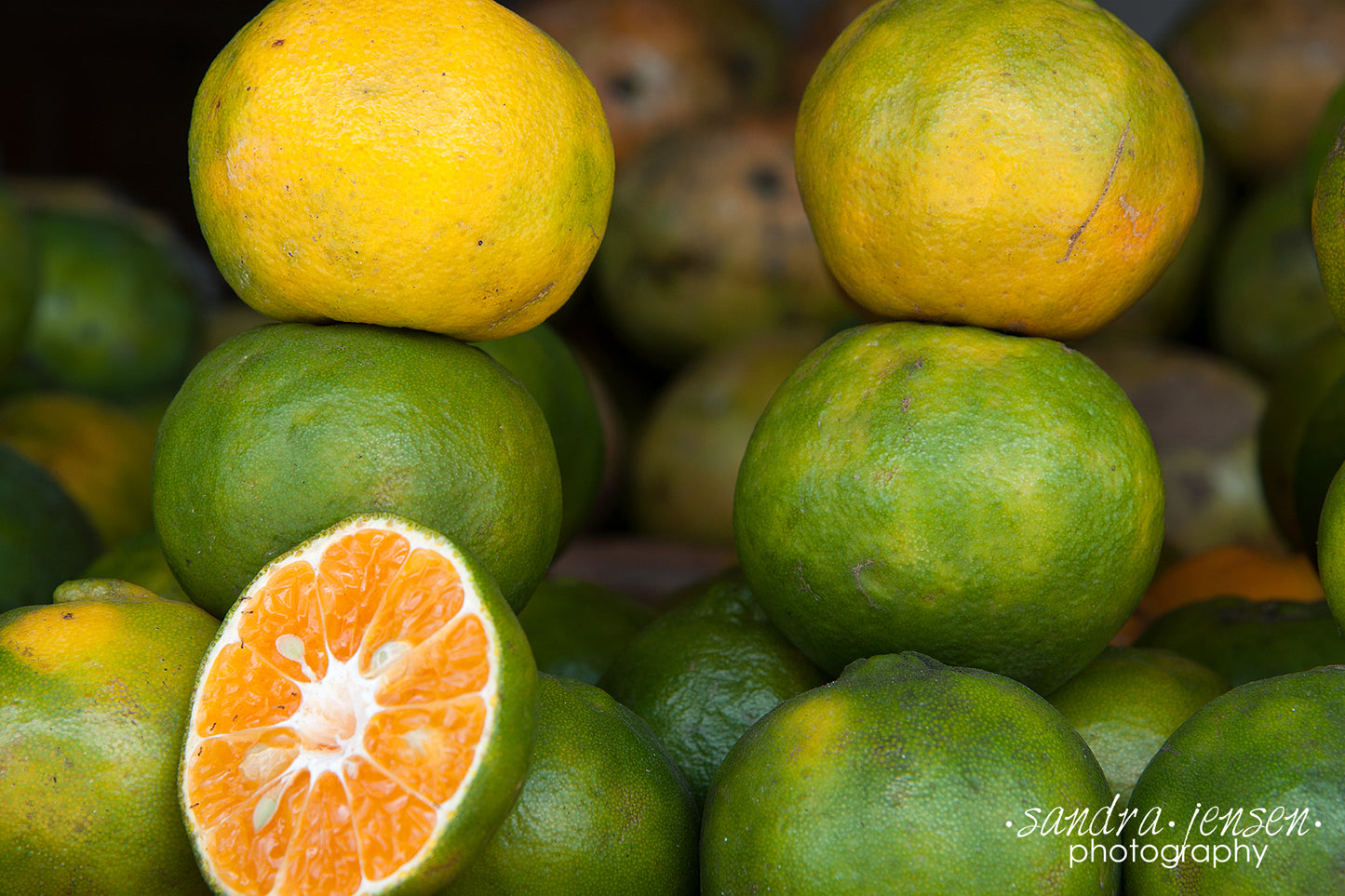 Print - Zanzibar, Tanzania - Oranges in Market Stall in Stonetown